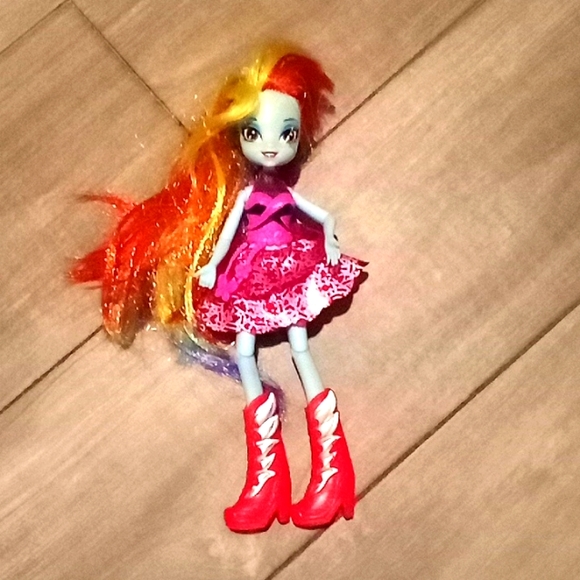 My Little Pony Monster High Doll - Picture 1 of 8